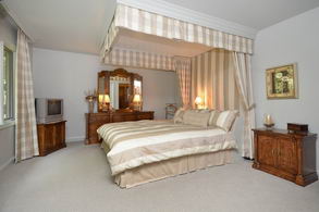 Master Bedroom - Country homes for sale and luxury real estate including horse farms and property in the Caledon and King City areas near Toronto